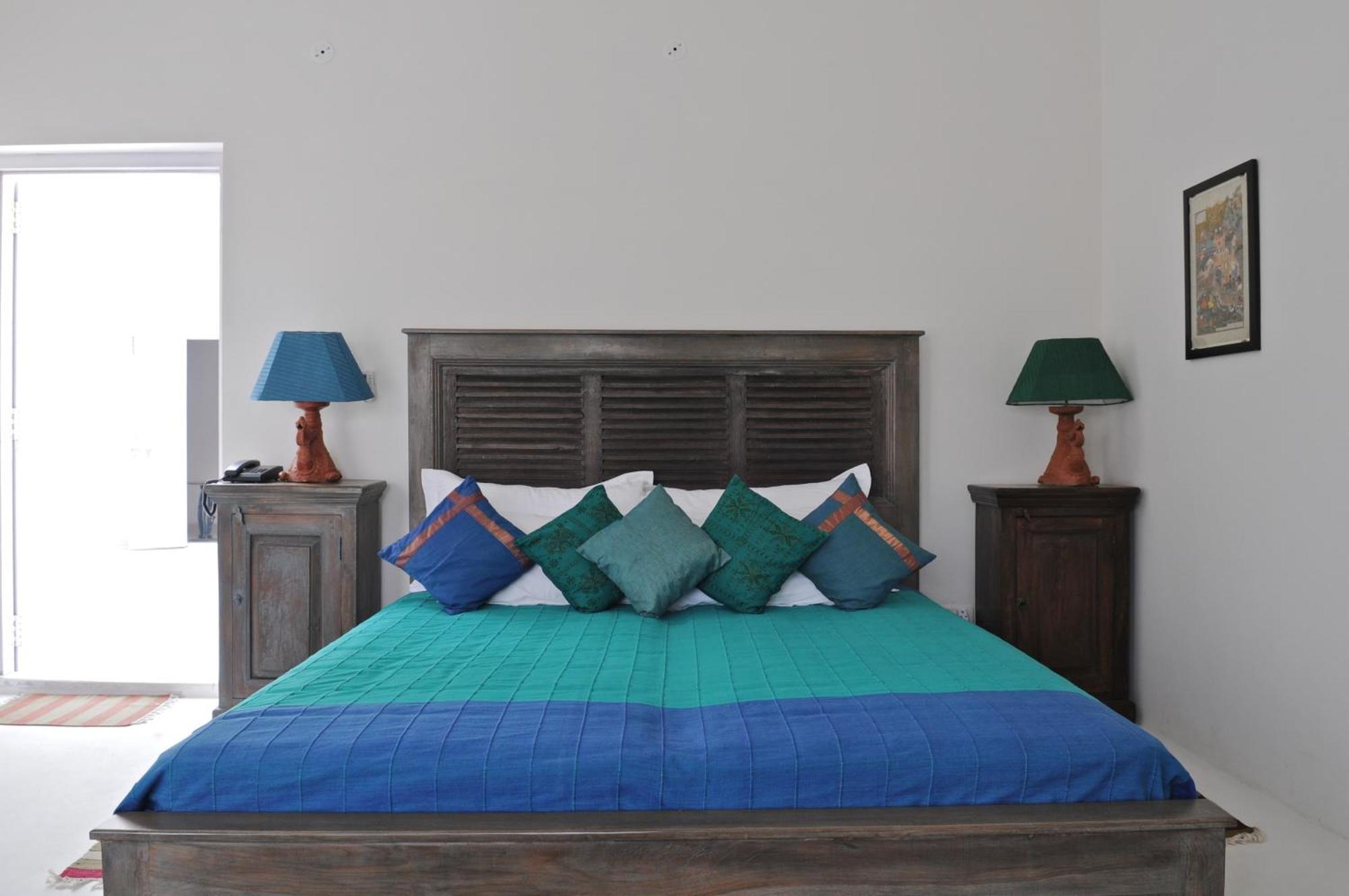 Hotel Savista Retreat à Jaipur Extérieur photo