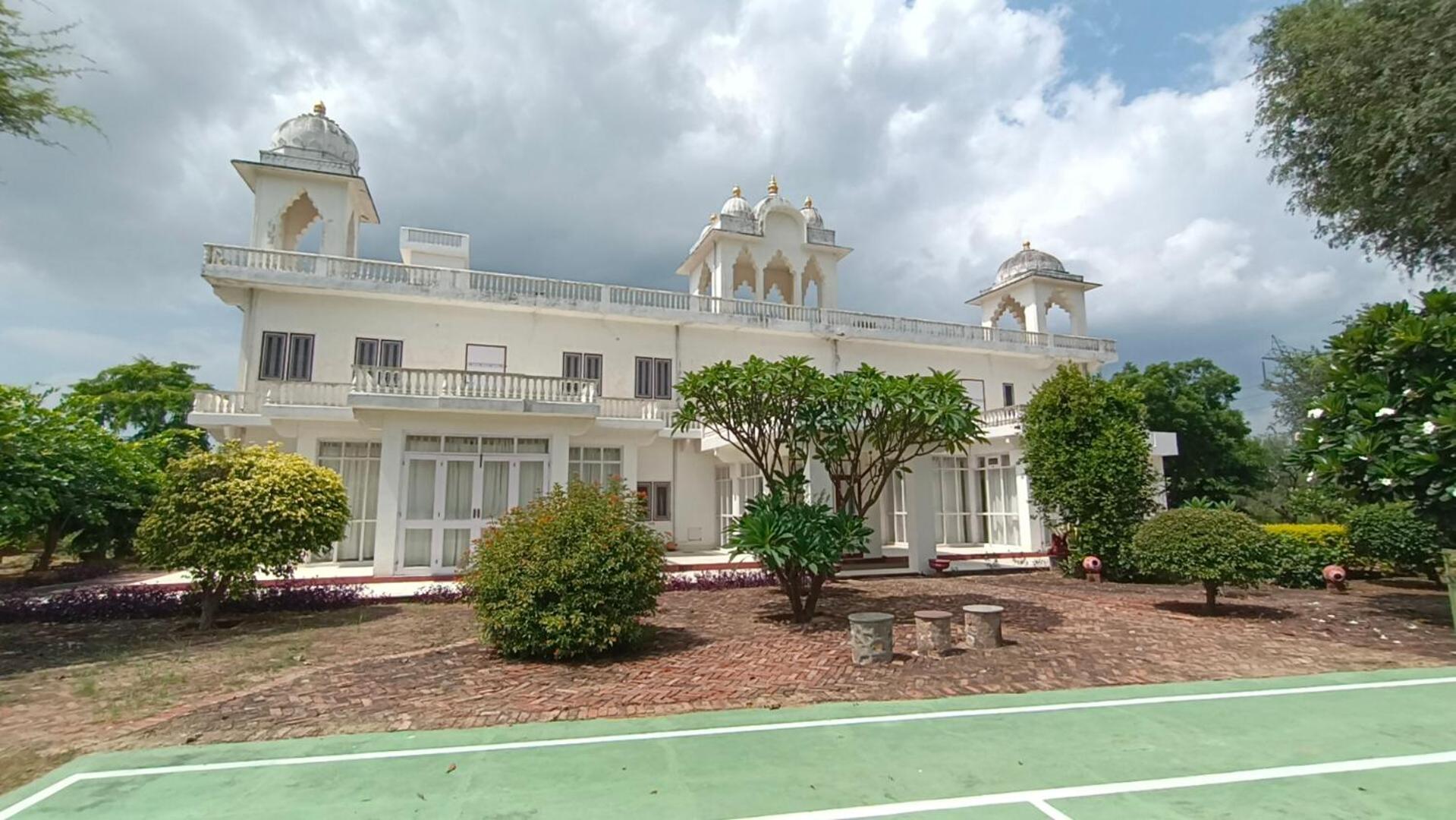 Hotel Savista Retreat à Jaipur Extérieur photo