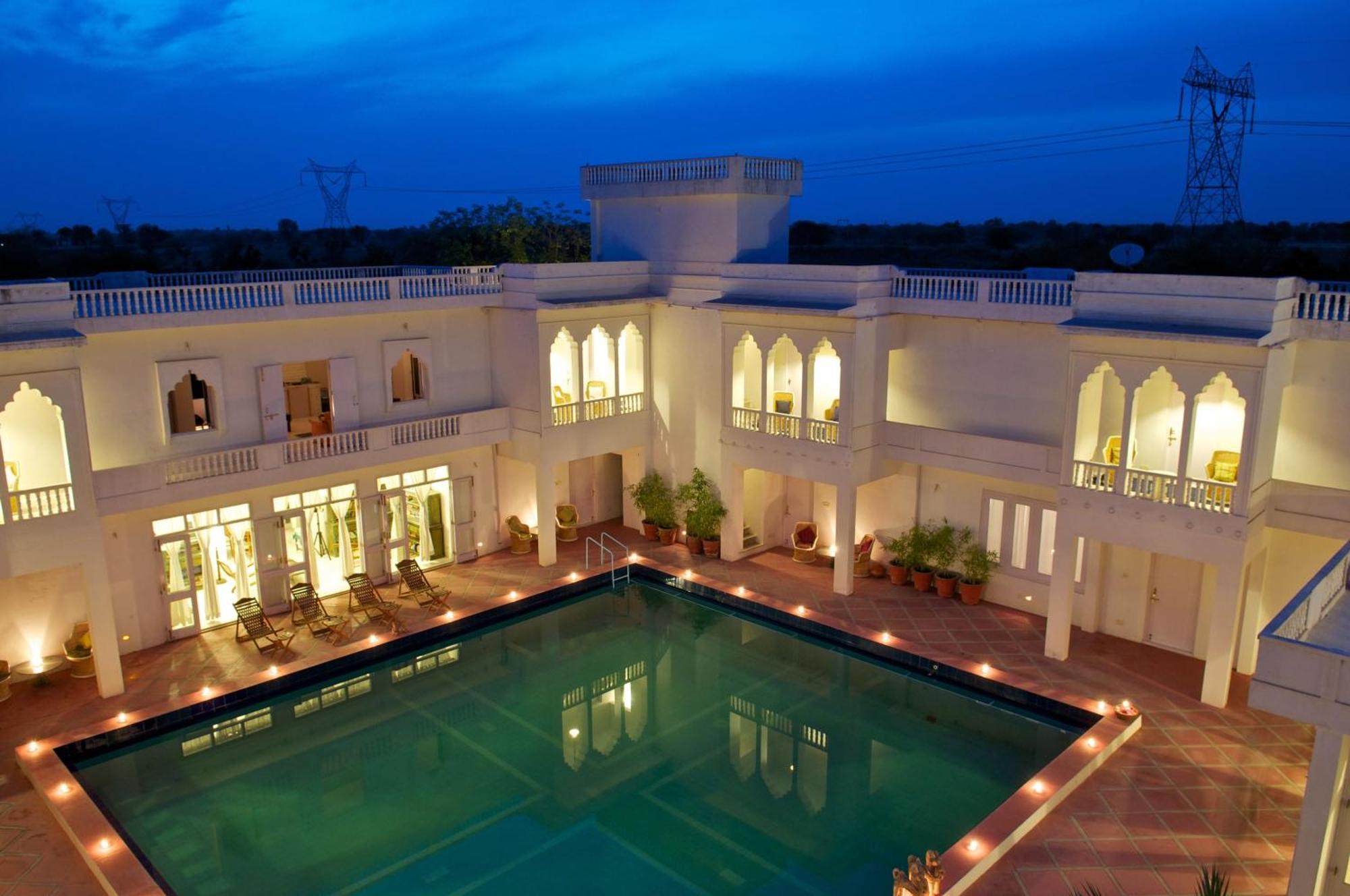 Hotel Savista Retreat à Jaipur Extérieur photo
